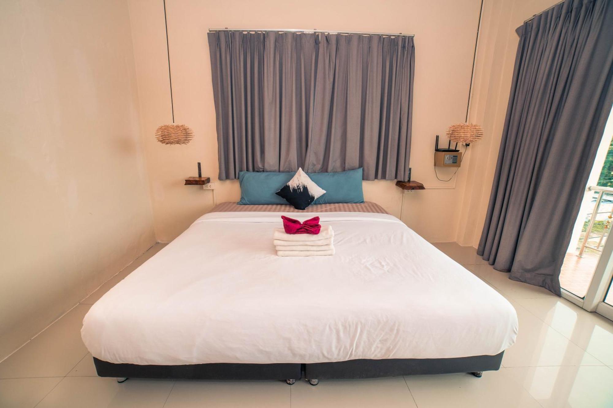 Hotel Arena Seaview Baan Tai Exterior foto